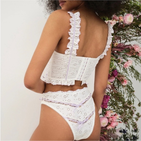 NWT For Love and Lemons Eyelet Swirl Bustier Bra (34A) and matching panties (S) - Picture 5 of 13